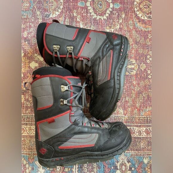 Vintage world traveler Vans Men's Gray and Black and red Snowboard Boots size 13 - Picture 1 of 10